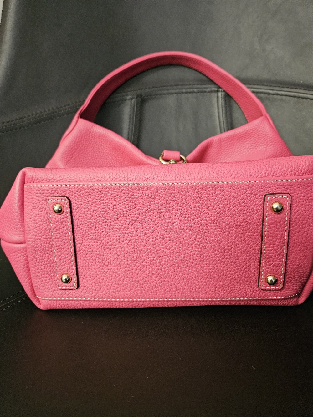 Dooney & Bourke Hot Pink Leather Slouchy Hobo Small Logo Lock Sac Mint - Picture 7 of 8